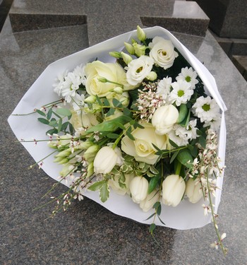 Bouquets de Fleurs Blanches pour deuil