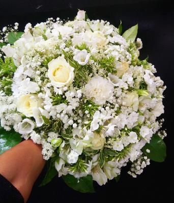 Deuil, bouquet de fleurs blanches - Chlorophylle Paris 20