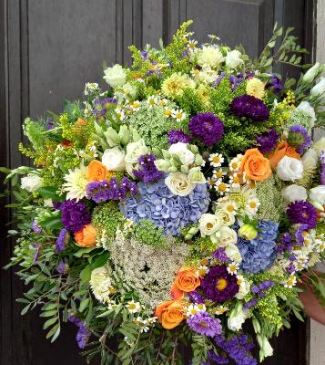 Bouquet de fleurs de saison enterrement